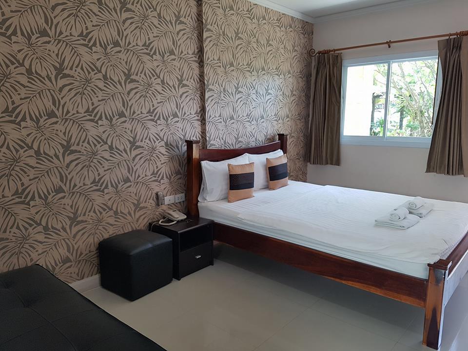 The Park Nangrong Resort Экстерьер фото
